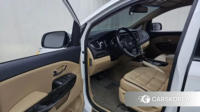 Kia The New Carnival id 3552705 из Кореи 20