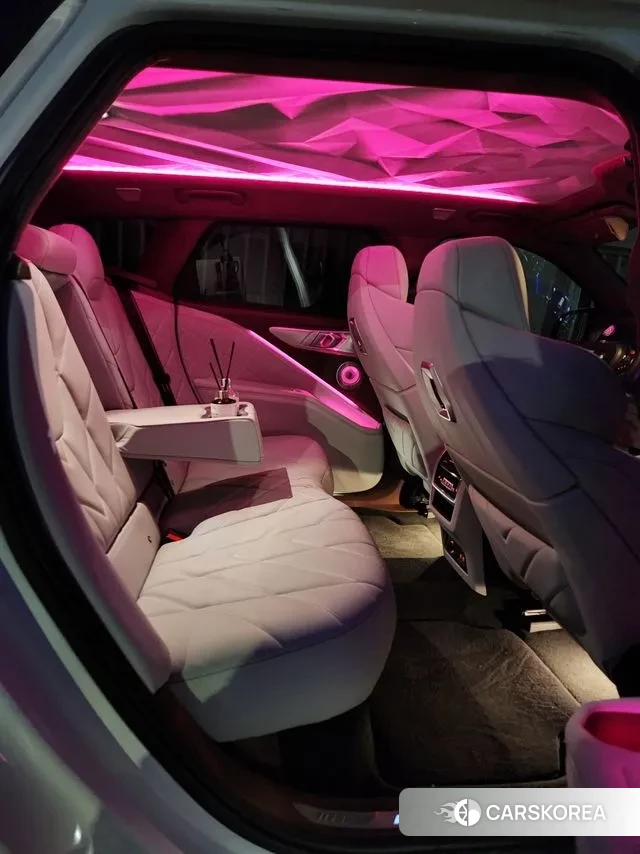 BMW XM (G09) id 3763783 из Кореи 10