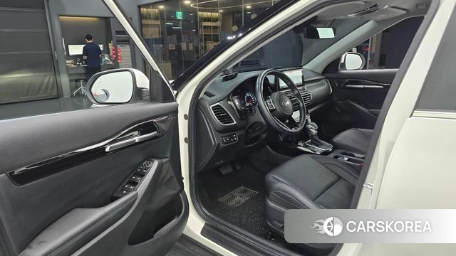 Kia Seltos id 4625471 из Кореи 33