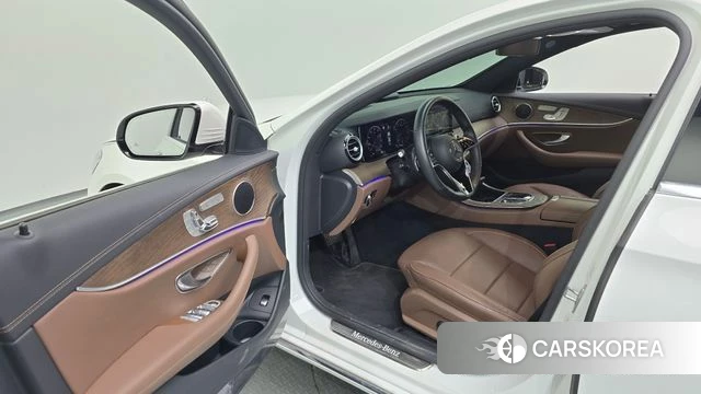 Mercedes-Benz E-Class W213 id 4401676 из Кореи 36