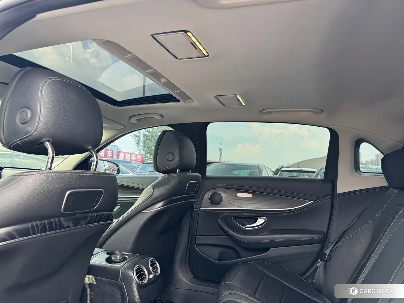 Mercedes-Benz E-Class id 4669479 из Китая 21