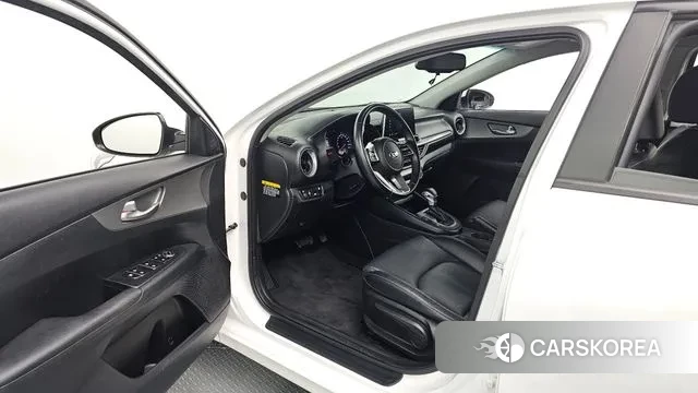 Kia Come New K3 id 3433742 из Кореи 20