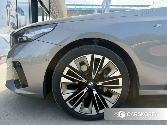 BMW 5 series id 4264869 из Китая 20