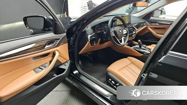 BMW 5 Series (G30) id 3914869 из Кореи 20