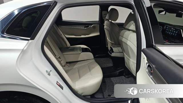 Hyundai The New Grandeur IG Hybrid id 4303312 из Кореи 38