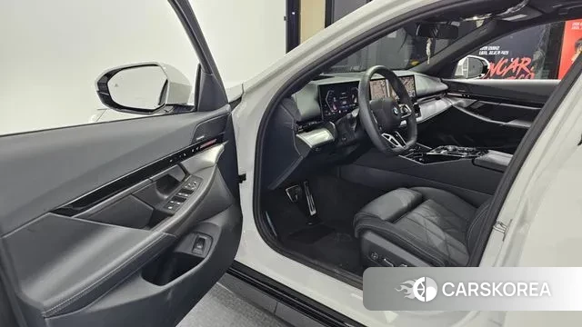 BMW 5 Series (G60) id 3327649 из Кореи 20