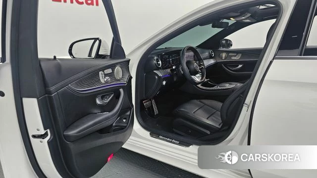 Mercedes-Benz E-Class W213 id 3910431 из Кореи 20