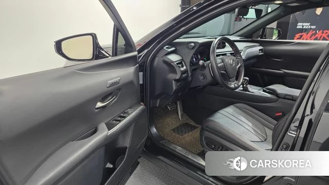 Lexus UX250h id 4698097 из Кореи 30