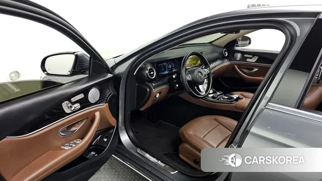 Mercedes-Benz E-Class W213 id 3647242 из Кореи 20