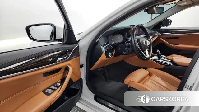 BMW 5 Series (G30) id 3095093 из Кореи 20
