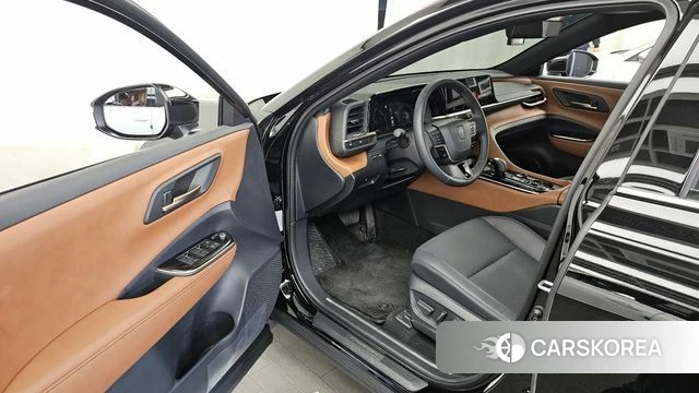 Toyota Crown Crossover id 3939756 из Кореи 20