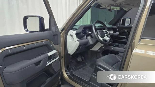 Land Rover Defender (L663) id 3878997 из Кореи 20