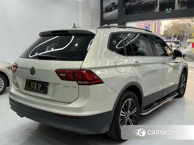 Volkswagen Tiguan L id 4261565 из Китая 26