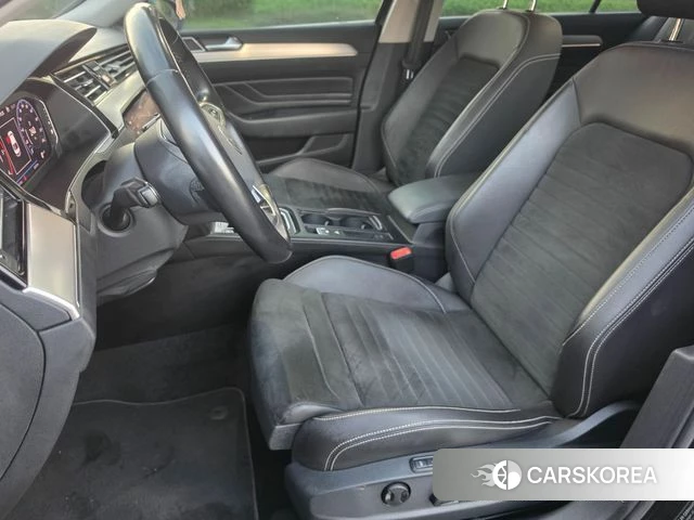 Volkswagen Passat GT (B8) id 4393616 из Кореи 15
