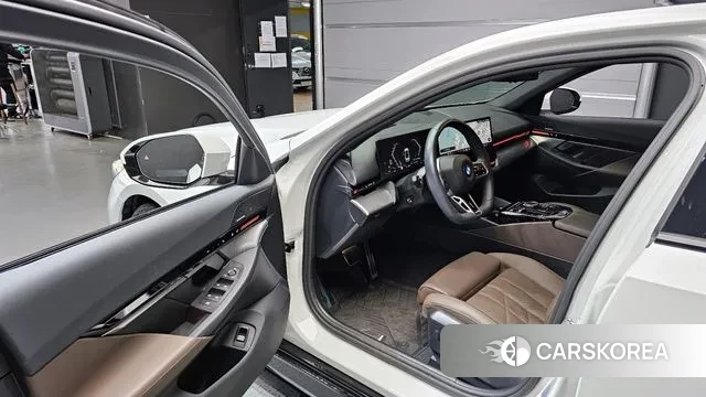 BMW 5 Series (G60) id 3734242 из Кореи 20