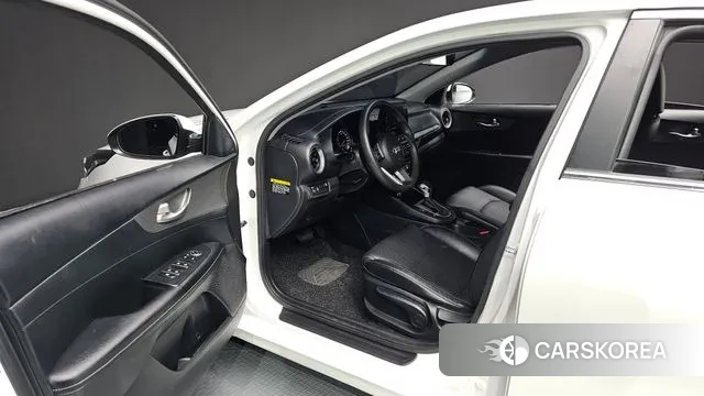 Kia Come New K3 id 3239144 из Кореи 20