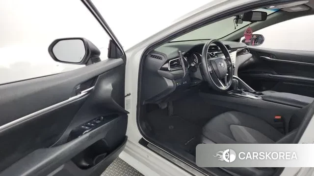 Toyota Camry (XV70) id 3226652 из Кореи 20