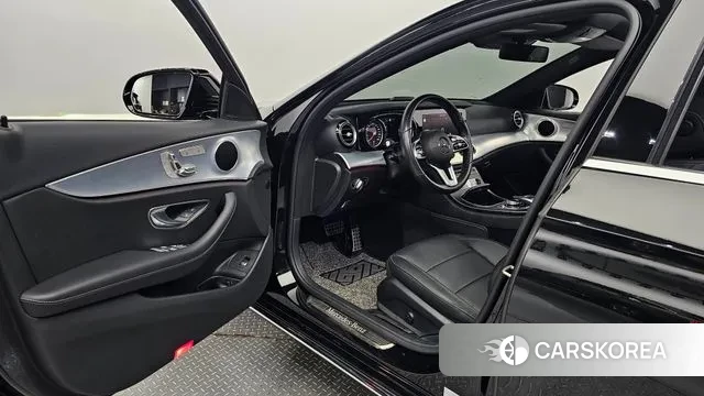 Mercedes-Benz E-Class W213 id 3193062 из Кореи 20