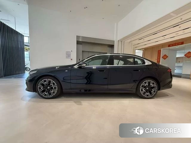 BMW 5 series id 3908670 из Китая 21