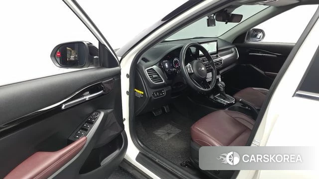 Kia Seltos id 4245763 из Кореи 30