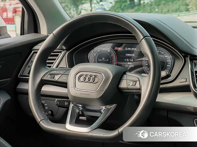 Audi Q5L id 4275632 из Китая 22