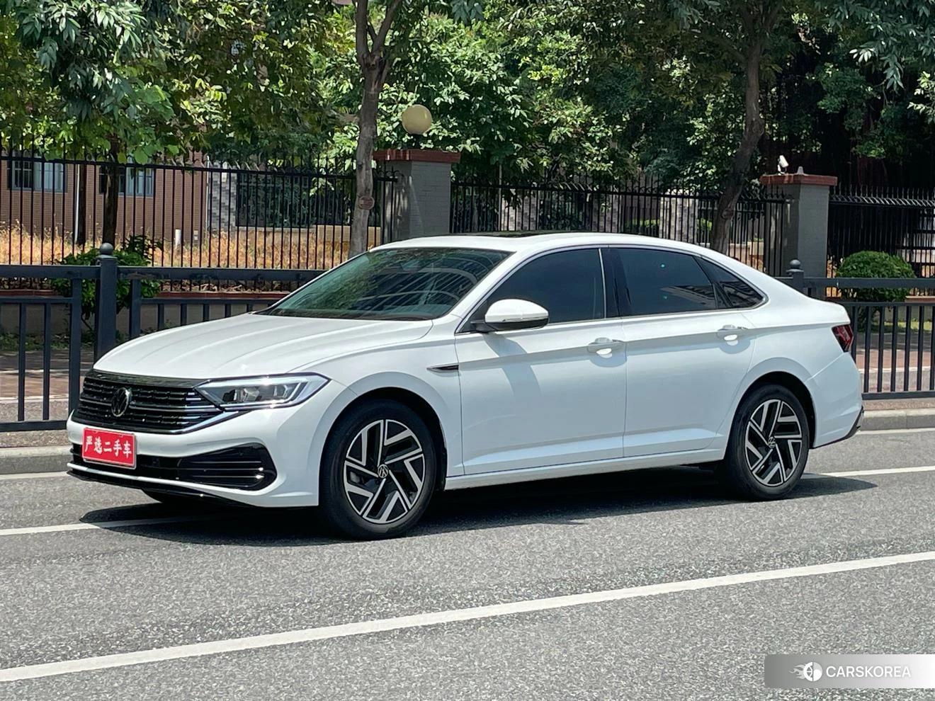 Volkswagen Sagitar id 4419088 из Китая 20