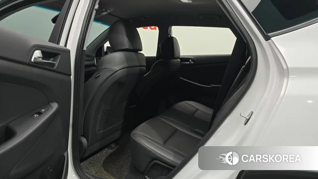 Hyundai All New Tucson id 4250796 из Кореи 32