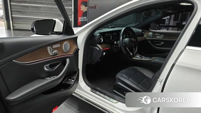 Mercedes-Benz E-Class W213 id 4542421 из Кореи 34