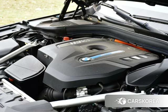 BMW 5 series PHEV id 4211076 из Китая 12