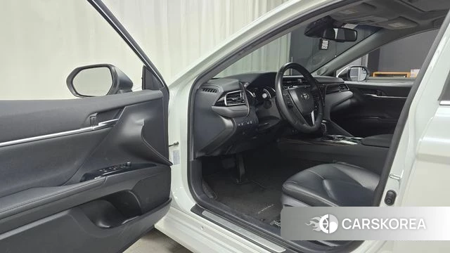 Toyota Camry (XV70) id 4417014 из Кореи 20