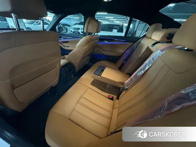 BMW 5 Series (G30) id 3493019 из Кореи 20