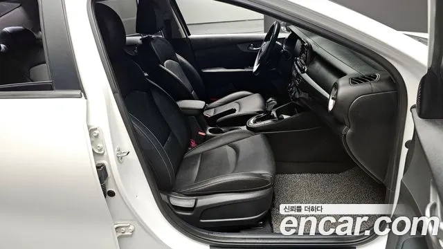 Kia Come New K3 id 2911957 из Кореи 20