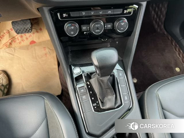 Volkswagen Tiguan L id 4353550 из Китая 17