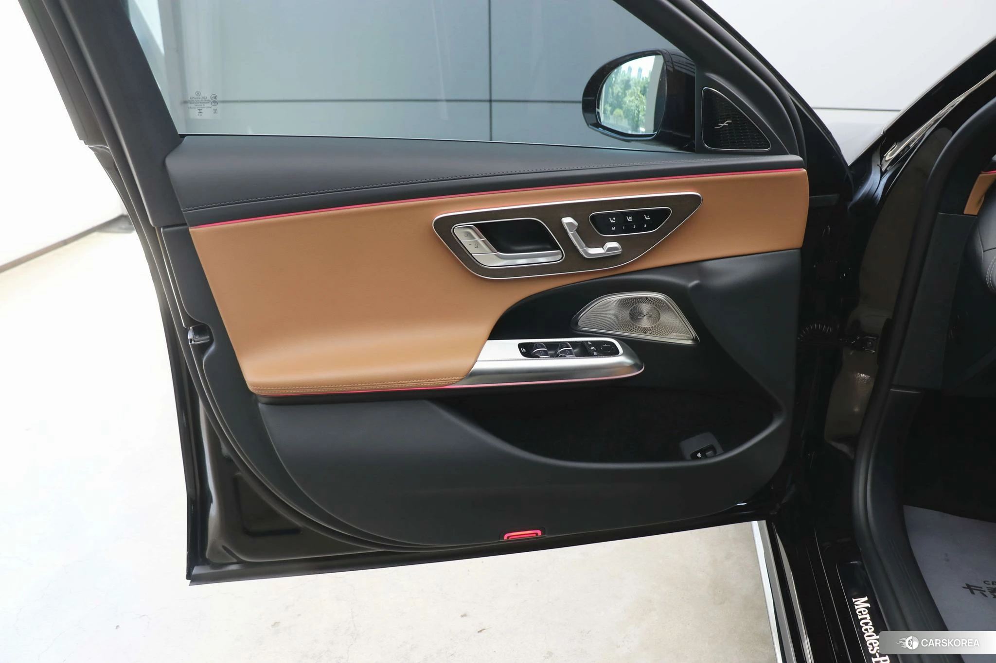 Mercedes-Benz E-class id 4426812 из Китая 33