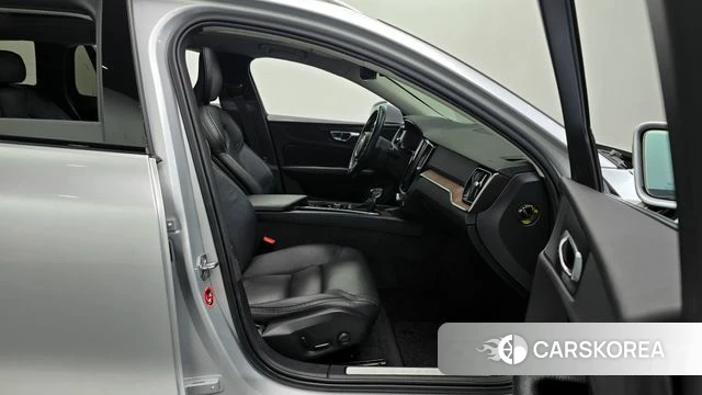 Volvo V60 Cross-Country 2nd Generation id 3844360 из Кореи 20