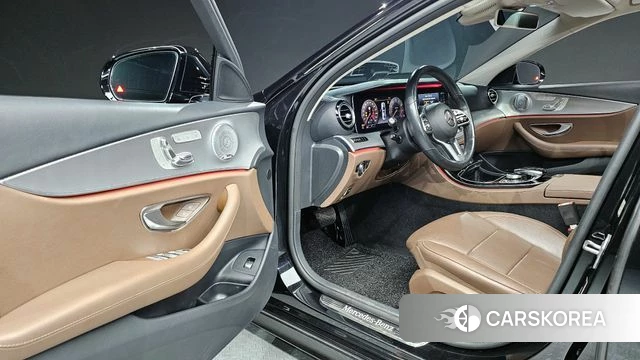 Mercedes-Benz E-Class W213 id 4371191 из Кореи 35