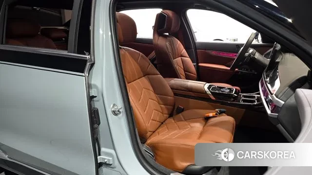 BMW 7 Series (G70) id 3571344 из Кореи 20