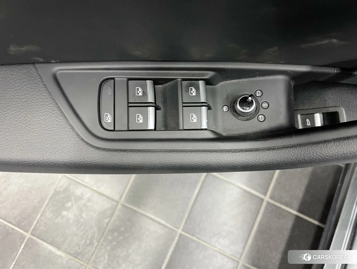 Audi A5 id 4498790 из Китая 17