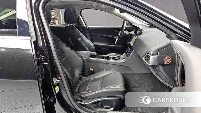Jaguar XE id 3319795 из Кореи 20