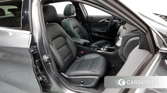 Infiniti Q30 id 3004594 из Кореи 20