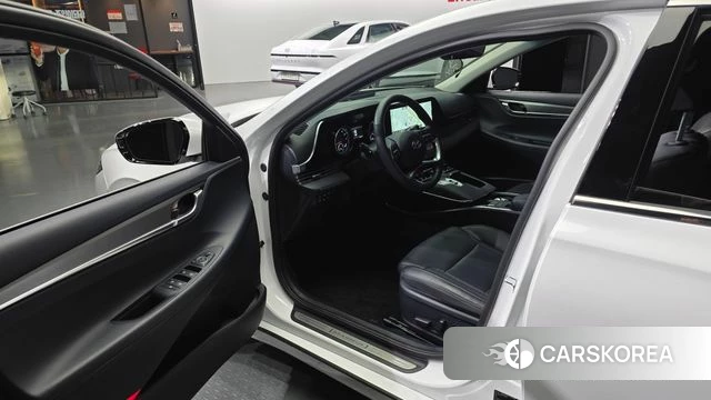 Hyundai The New Grandeur IG id 4195553 из Кореи 35