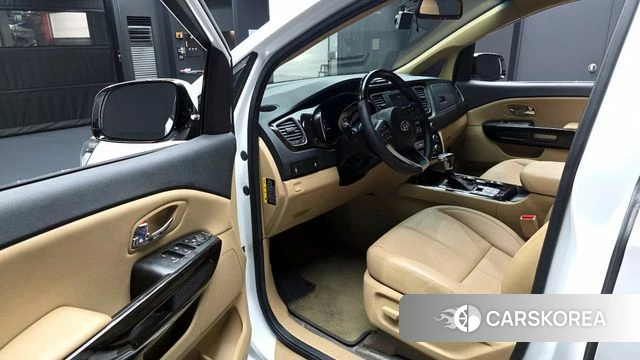 Kia The New Carnival id 3853899 из Кореи 20