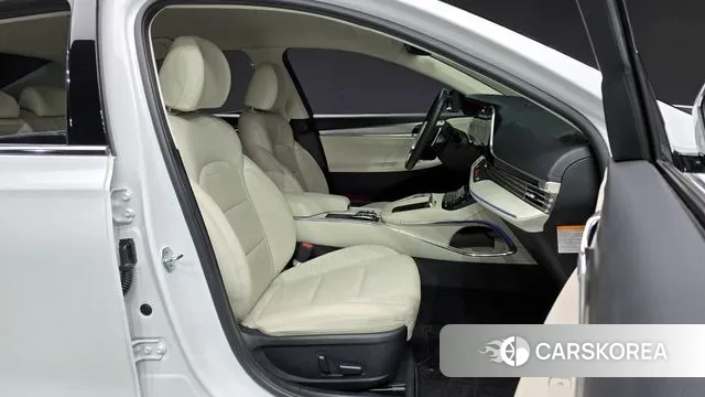 Hyundai The New Grandeur IG Hybrid id 3788082 из Кореи 20