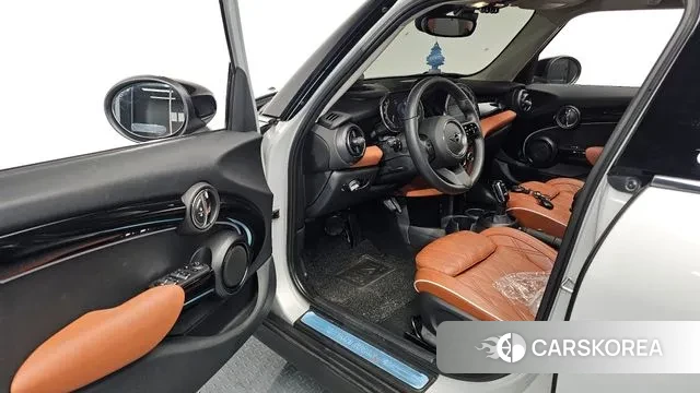 Mini Cooper S id 3610942 из Кореи 20