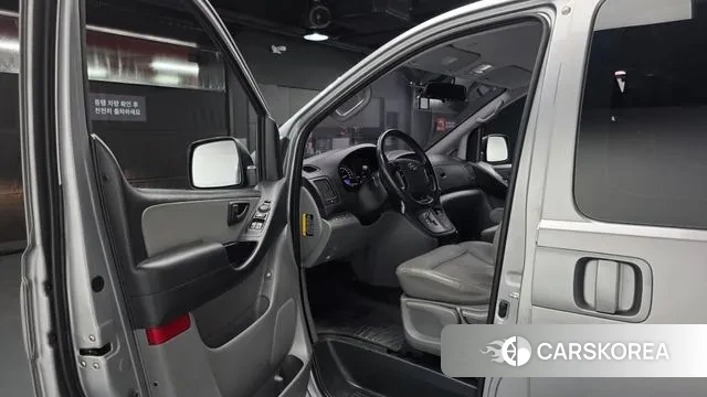 Hyundai The New Grand Starex id 3748459 из Кореи 20