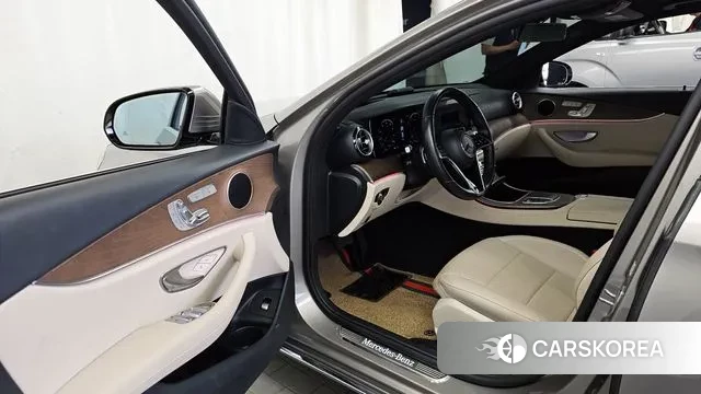 Mercedes-Benz E-Class W213 id 3122294 из Кореи 20
