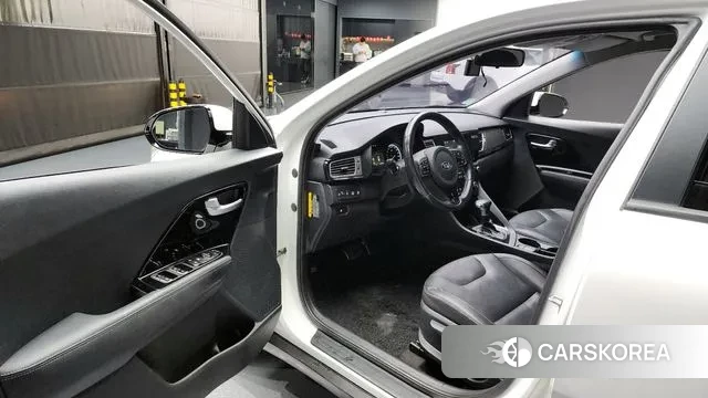Kia Niro id 3357396 из Кореи 20