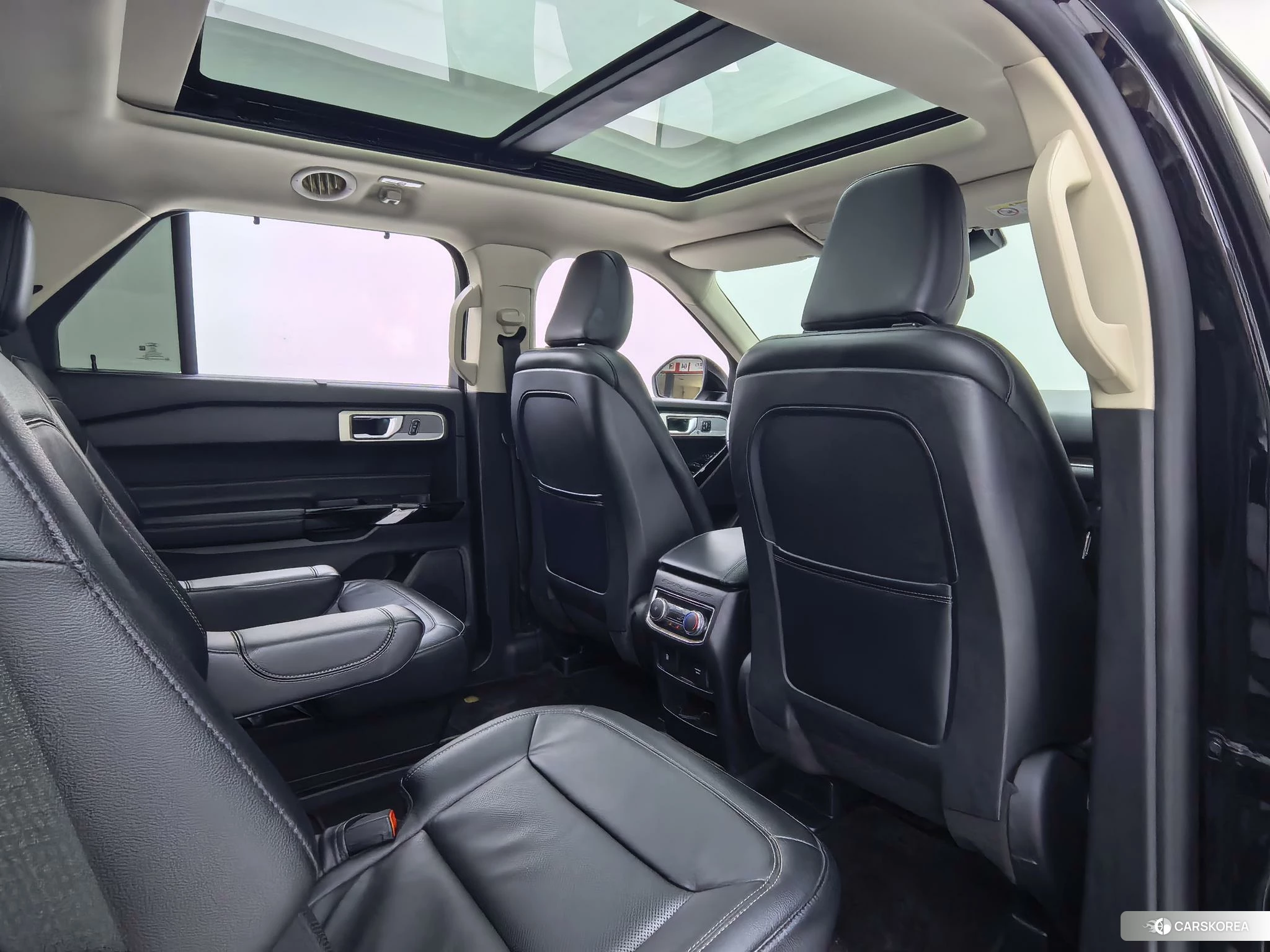 Ford Explorer id 4426699 из Китая 33