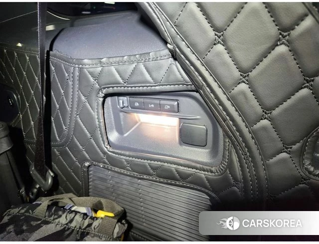 Ford Explorer 6th Generation id 3837974 из Кореи 12