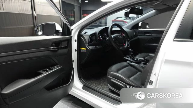 Hyundai Avante AD id 4502609 из Кореи 20